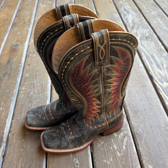 Ariat Vaquera Black & Red Leather Western Boot #10019934 in Women's 7.5B - Picture 5 of 11